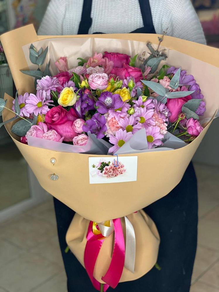 Букет цветов из: Хризантемы, Гвоздики и Альстромерии в городе Бор