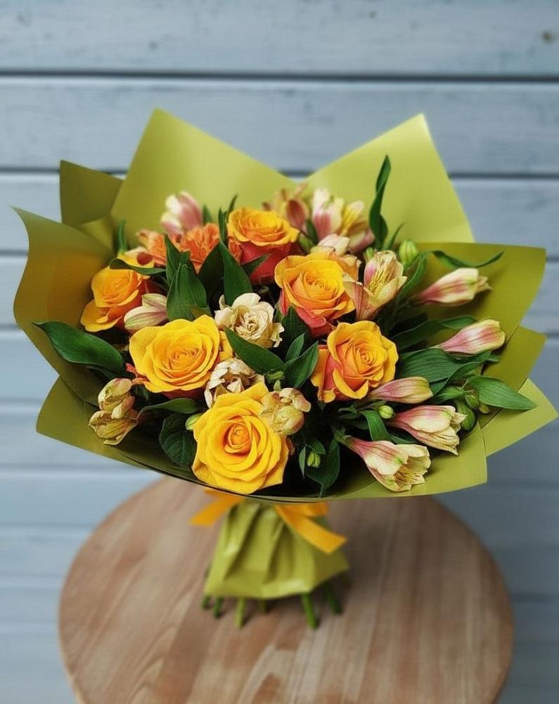 Букет цветов из: Альстромерии и Розы в городе Бор