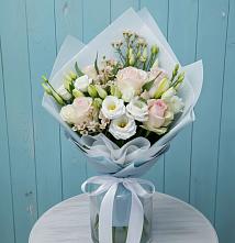 Букет цветов из:  Розы и Лизиантусы в городе Бор