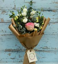 Букет цветов из:  Розы и Лизиантусы в городе Бор
